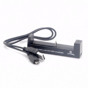 Chargeur simple accu Xtar MC1